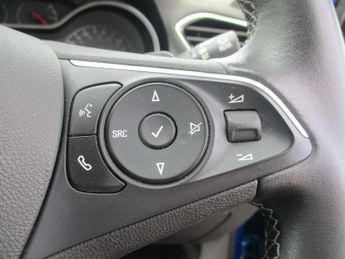 Vauxhall Grandland X 1.6 Hybrid4 300 Business Ed Nav Premium 5dr Auto