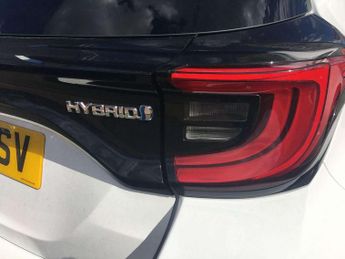 Toyota Yaris 1.5 Hybrid Design 5dr CVT