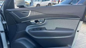 Volvo XC90 2.0 B5P [250] Inscription 5dr AWD Gtron
