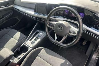 Volkswagen Golf Estate 1.0 eTSI Life 5dr DSG