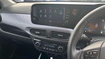 Hyundai i10 1.0 [63] Premium 5dr Auto [Nav]