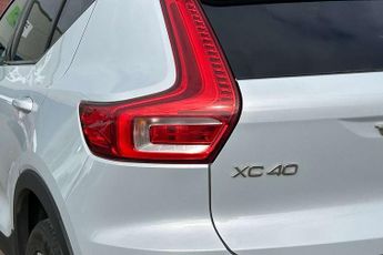 Volvo XC40 1.5 T3 [163] R DESIGN 5dr Geartronic