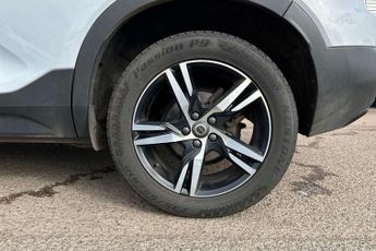 Volvo XC40 1.5 T3 [163] R DESIGN 5dr Geartronic