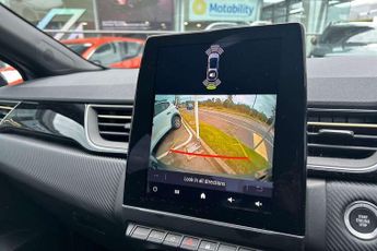 Renault Captur 1.6 E-Tech full hybrid 145 Engineered 5dr Auto