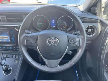 Toyota Auris 1.8 Hybrid Excel 5dr CVT