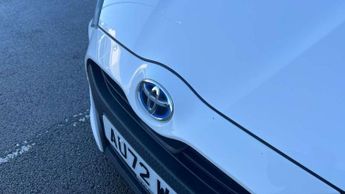 Toyota Yaris 1.5 Hybrid Icon 5dr CVT