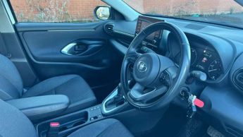 Toyota Yaris 1.5 Hybrid Icon 5dr CVT