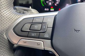 Volkswagen Passat Estate 1.5 TSI eHybrid 272 R-Line 5dr DSG