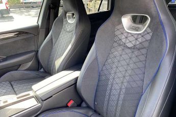 Volkswagen Passat Estate 1.5 TSI eHybrid 272 R-Line 5dr DSG