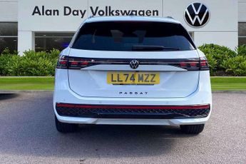 Volkswagen Passat Estate 1.5 TSI eHybrid 272 R-Line 5dr DSG