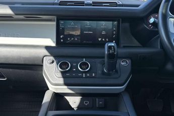 Land Rover Defender 3.0 D300 SE 110 5dr Auto