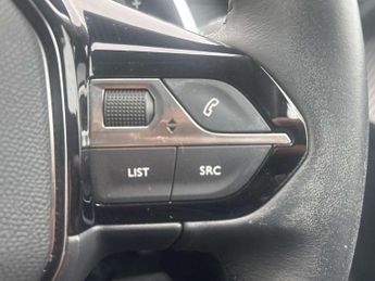 Peugeot 208 1.2 PureTech 100 Allure 5dr EAT8