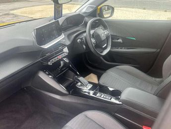 Peugeot 208 1.2 PureTech 100 Allure 5dr EAT8
