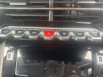 Peugeot 208 1.2 PureTech 100 Allure 5dr EAT8