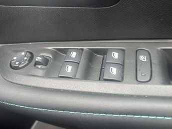 Peugeot 208 1.2 PureTech 100 Allure 5dr EAT8