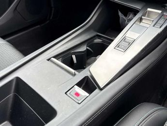 Peugeot 308 1.2 PureTech Allure Premium 5dr EAT8