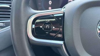 Volvo XC90 2.0 B5P Ultimate Dark 5dr AWD Geartronic