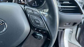 Toyota C-HR 2.0 Hybrid Excel 5dr CVT