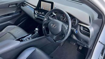 Toyota C-HR 2.0 Hybrid Excel 5dr CVT