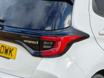 Toyota Yaris 1.5 Hybrid Design 5dr CVT