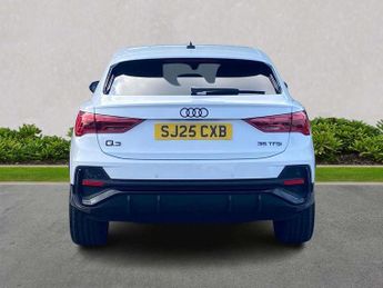 Audi Q3 35 TFSI Black Edition 5dr S Tronic [20" Alloy]