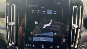 Volvo XC40 2.0 D4 [190] R DESIGN Pro 5dr AWD Geartronic