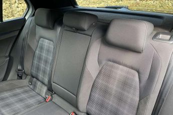 Volkswagen Golf 2.0 TDI 200 GTD 5dr DSG