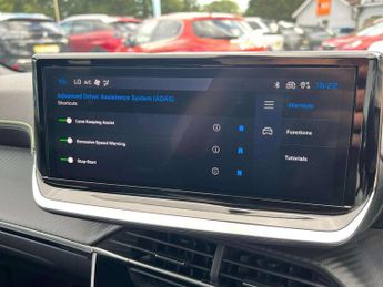 Peugeot 208 1.2 Hybrid 136 GT 5dr e-DSC6