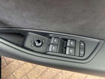 Audi A4 40 TFSI 204 Black Edition 4dr S Tronic