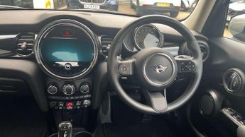 MINI Hatchback 5dr 1.5 Cooper Classic 5dr Auto