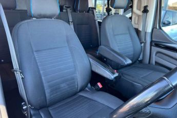 Ford Transit Custom 2.0 EcoBlue 185ps Low Roof D/Cab Limited Van Auto