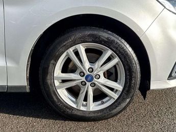 Ford Galaxy 2.0 EcoBlue 150 Titanium 5dr Auto