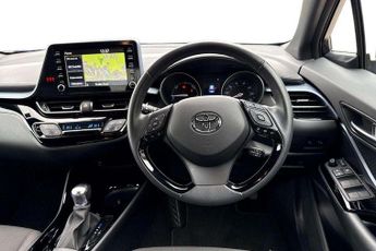 Toyota C-HR 2.0 Hybrid Design 5dr CVT