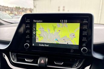 Toyota C-HR 2.0 Hybrid Design 5dr CVT