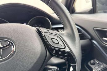 Toyota C-HR 2.0 Hybrid Design 5dr CVT