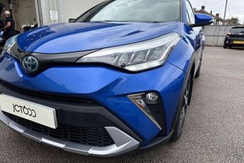 Toyota C-HR 2.0 Hybrid Design 5dr CVT