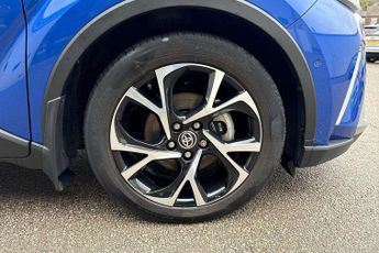 Toyota C-HR 2.0 Hybrid Design 5dr CVT