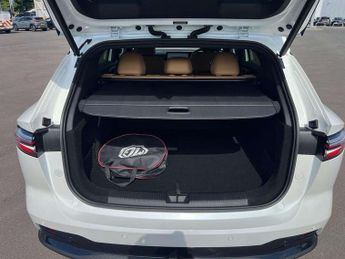 MG HS 1.5 T-GDI PHEV Trophy 5dr Auto