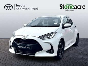 Toyota Yaris 1.5 Hybrid Design 5dr CVT