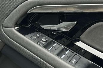 Land Rover Range Rover Evoque 2.0 D150 R-Dynamic 5dr Auto