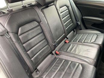 Volkswagen e-Golf 99kW e-Golf 35kWh 5dr Auto