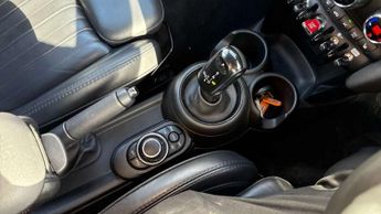 MINI Hatchback 5dr 1.5 Cooper Exclusive 5dr Auto