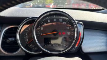 MINI Hatchback 5dr 1.5 Cooper Exclusive 5dr Auto