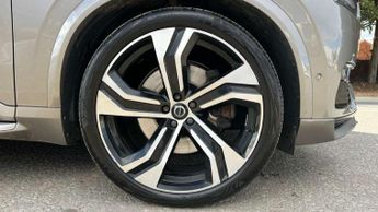Volvo XC90 2.0 T8 Recharge PHEV R DESIGN Pro 5dr AWD Auto