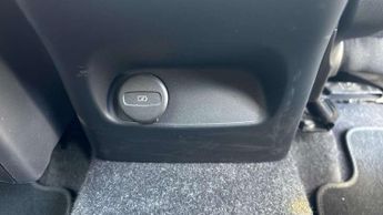 Volvo XC40 2.0 B4P Inscription Pro 5dr AWD Auto