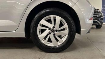 Volkswagen Polo 1.0 TSI Life 5dr DSG