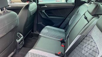 Volkswagen Tiguan 2.0 TDI 200 4Motion R-Line 5dr DSG