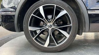 Volkswagen Tiguan 2.0 TDI 200 4Motion R-Line 5dr DSG