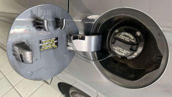 Hyundai IONIQ 1.6 GDi Hybrid SE 5dr DCT