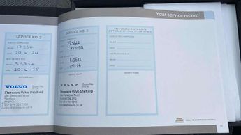 Volvo XC40 2.0 B3P Plus Dark 5dr Auto